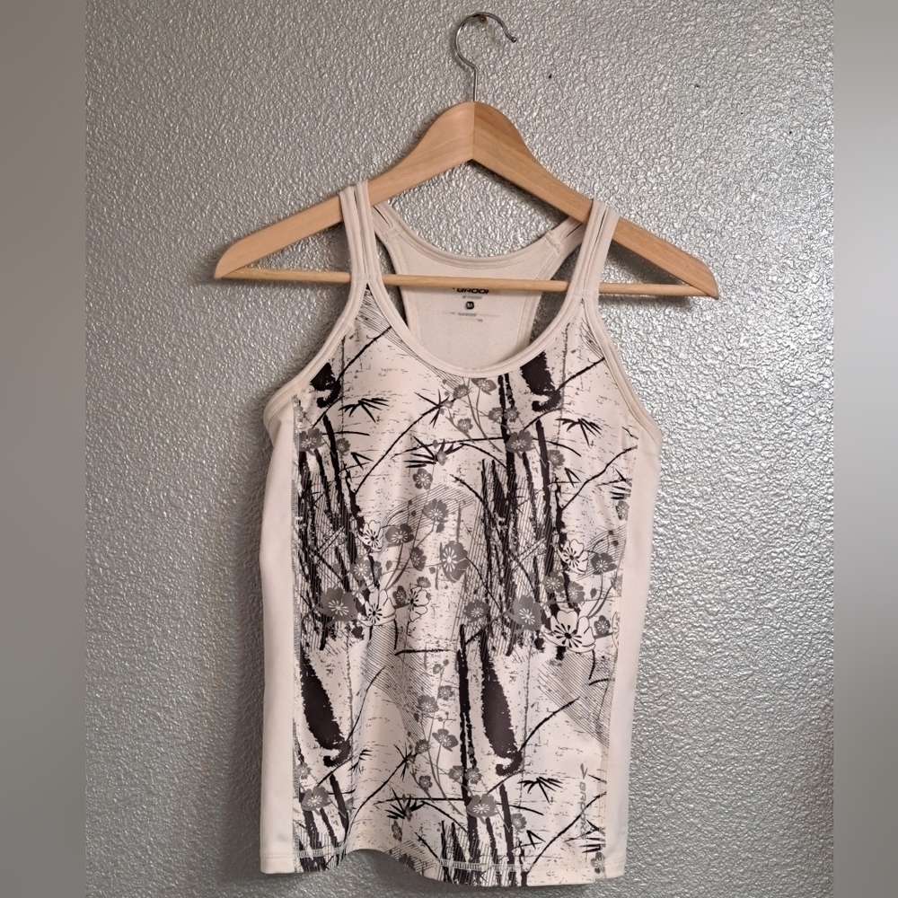 Brooks Workout Top   Size M